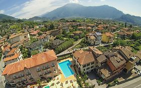 Hotel Alberello in Riva Del Garda